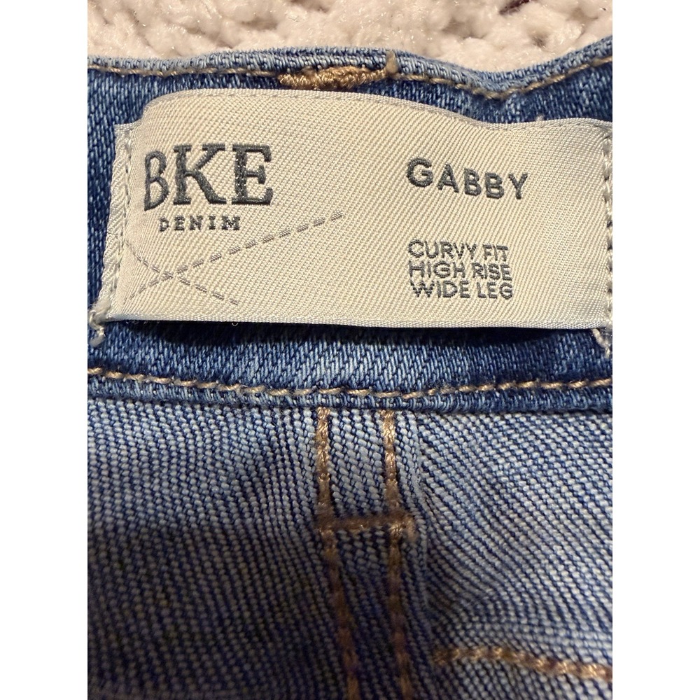 BKE Gabby High Rise Curvy Wide-Leg Raw Hem Light Wash Stretch 30x32 Jeans - Picture 3 of 9